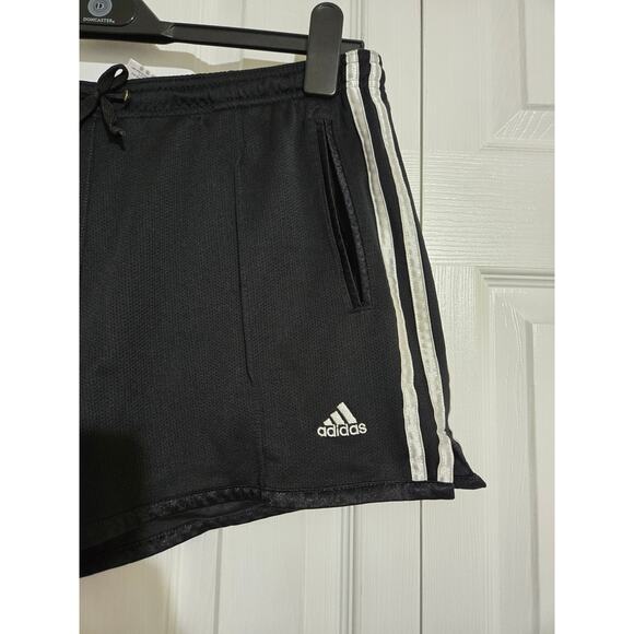 Adidas large women's black athletic shorts - Picture 3 of 11